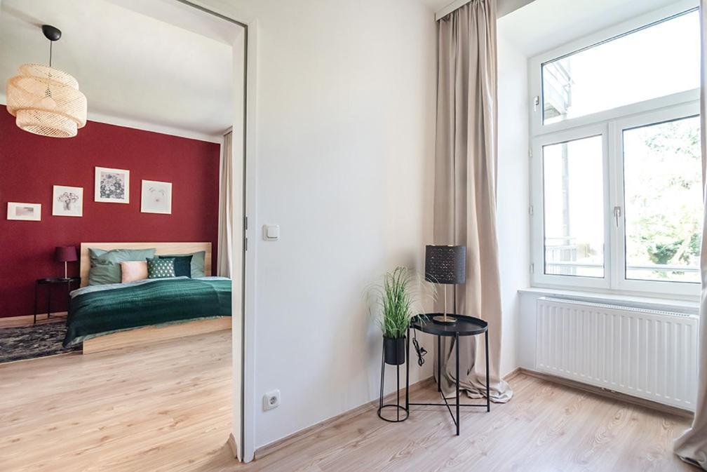 Colorful Apartment Facing Green Courtyard Vienna Exterior photo